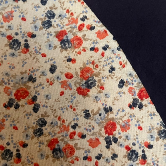 Kiki Larue 2x long sleeve floral shirt - Picture 3 of 5